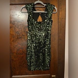 Green sequined dress. Size 3/4.